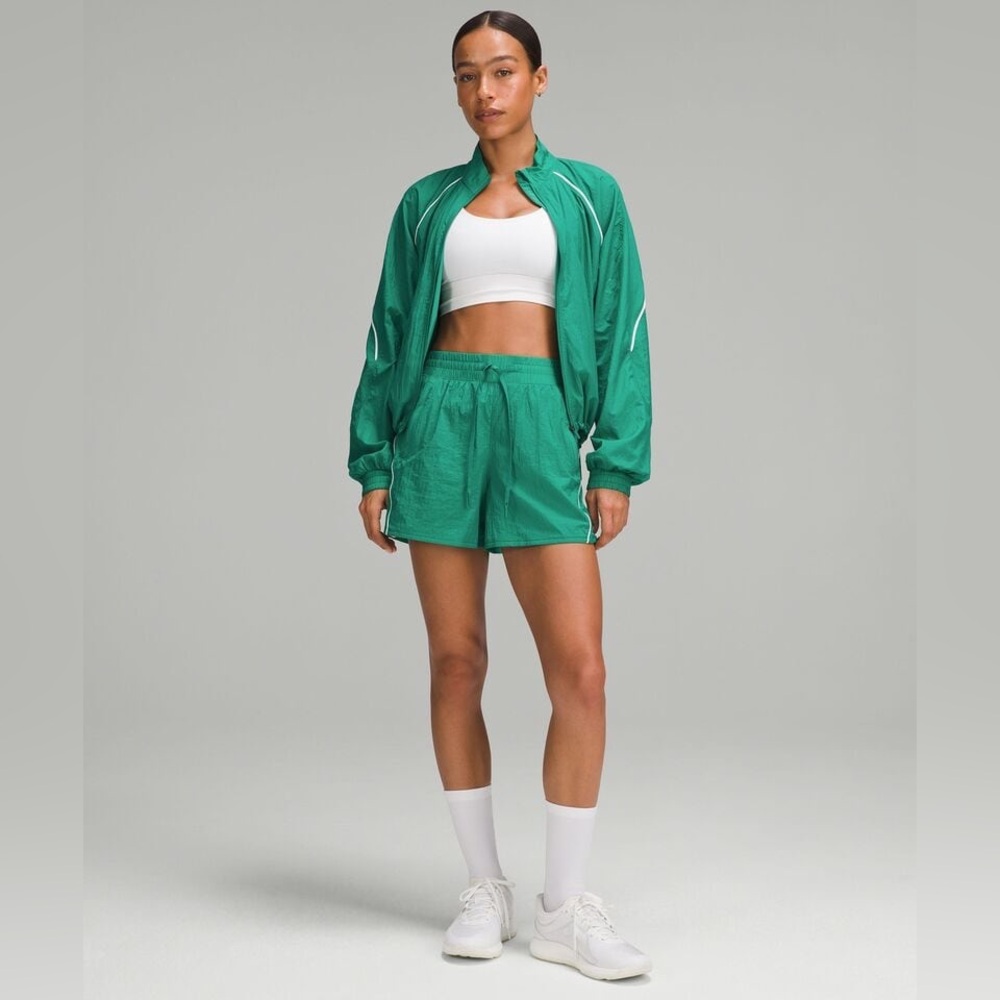 Lululemon License to Train Lightweight Jacket in Cascadia Green - Picture 5 of 13
